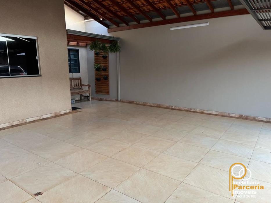 WhatsApp Image 2025-10-13 at 15.12.26 (3).jpeg